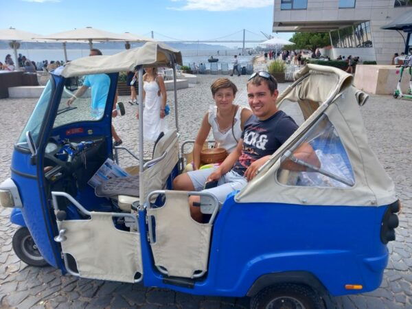 Lisbon: Tuk Tuk Tour, Belem and Cascais - Directions