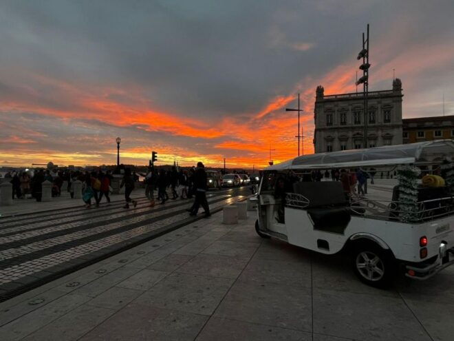 Lisbon: Tuk Tuk Tour to Belem - Tour Highlights