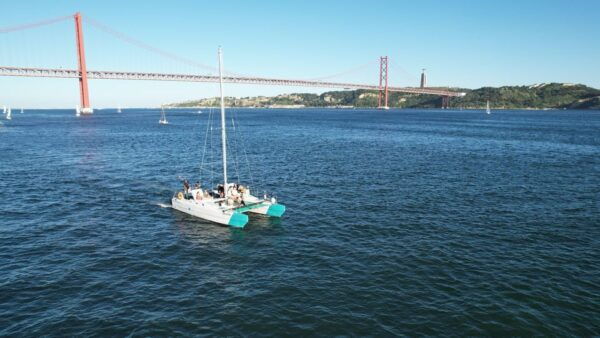 Lisbon View From the Tejo: Catamaran With OPEN BAR and Music - Frequently Asked Questions