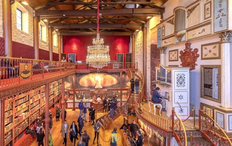 Lisbon: Walking Tour & Local Pastry - Santa Justa Lift & Downtown Views