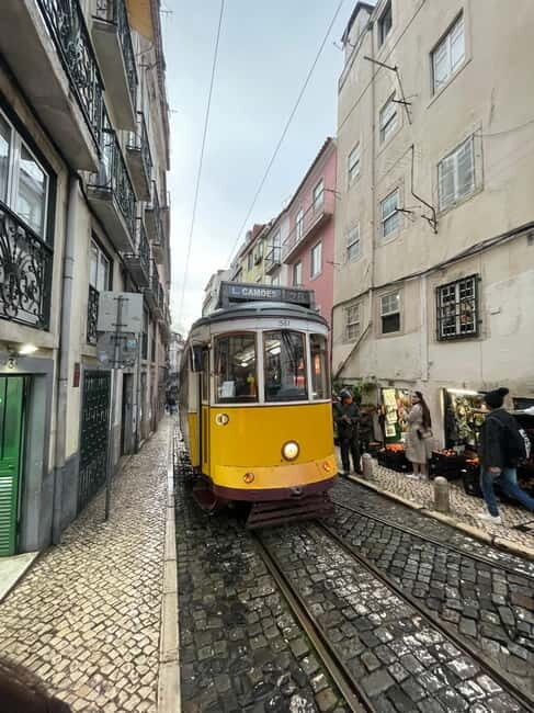 Lisbon: Walking Tour with Historic Tram 28 Ride & Tastings - Practical Tips for Your Tour