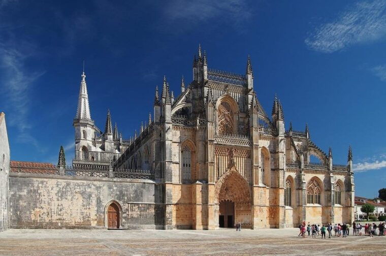 Lisbon:Fátima,Batalha & Alcobaça Private Day Trip with Local - Final Thoughts