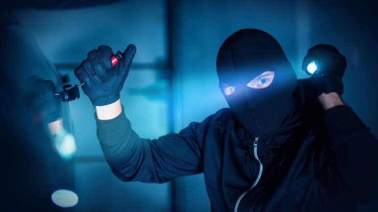 Lisbonne : Outdoor Escape Game Robbery In The City - Ticket Information