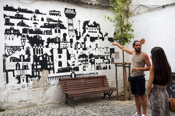 Lisbons Kickstart Tour With a Local - Local Insights and Cultural Experiences