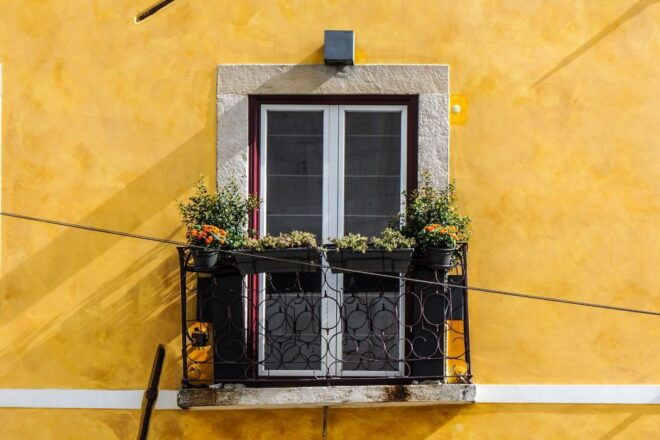 Lisbons Medieval Hills in a Private Tour on Tuk-Tuk - Important Information