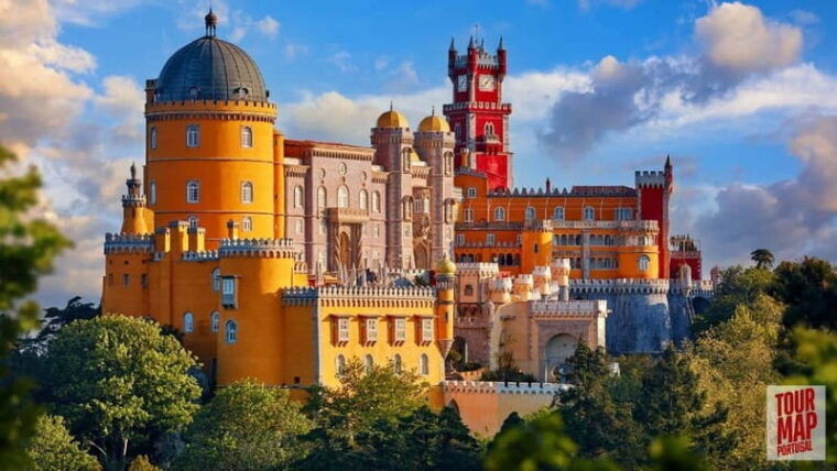 Lisbon:Sintra, Pena Palace, Moorish Castle, Qta De Regaleira - The Experience of the Guides
