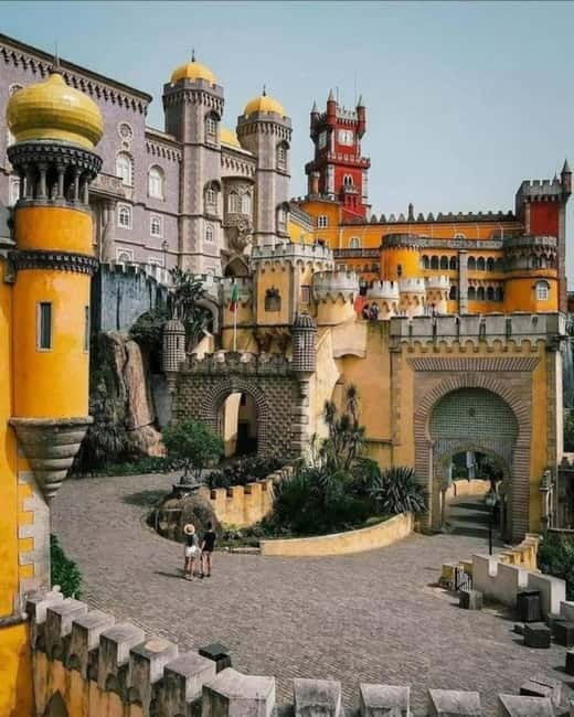Lisbon:Sintra, Pena Palace, Moorish Castle, Qta De Regaleira - FAQ