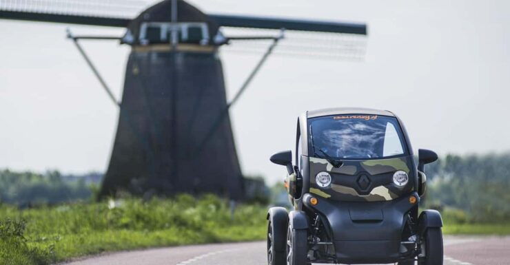 Lisse: Drive-it-Yourself Dutch Countryside GPS Audio Tour - Vehicle and Features