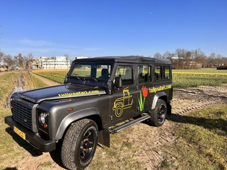 Lisse: Keukenhof and Tulperij Guided Flower Landrover Tour - Booking and Duration