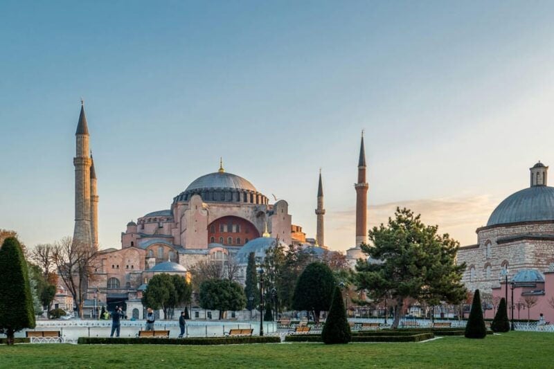 Little Hagia Sophia, Blue Mosque & Hagia Sophia Walking Tour - Inside the Experience: What Does the Tour Offer?