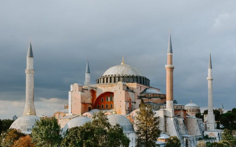 Little Hagia Sophia, Blue Mosque & Hagia Sophia Walking Tour - FAQ