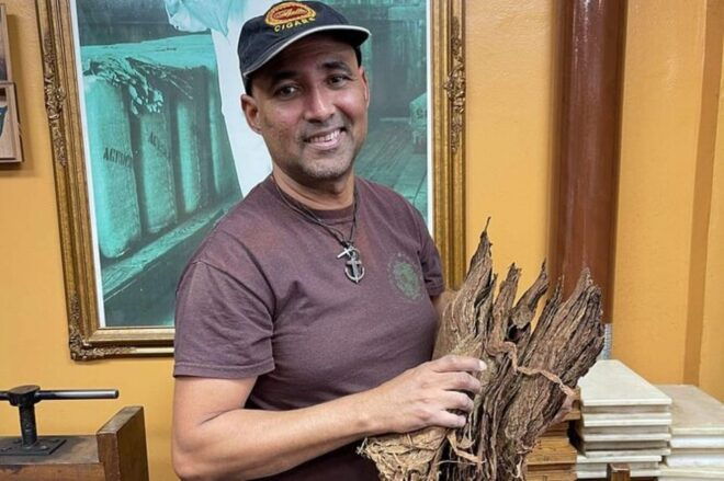 Little Havana Shopping Spree Tour With Snacks and Sips - Vibrant Community of Little Havana