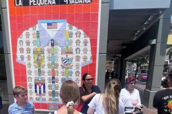 Little Havana Shopping Spree Tour With Snacks and Sips - Unforgettable Experience