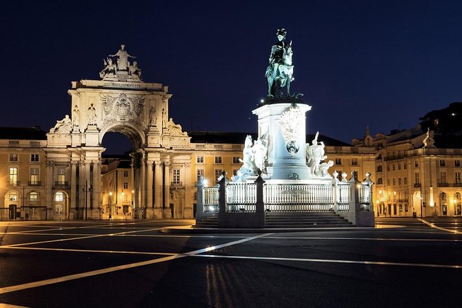 Live Fado Tour in Lisbon With Dinner - Booking Information