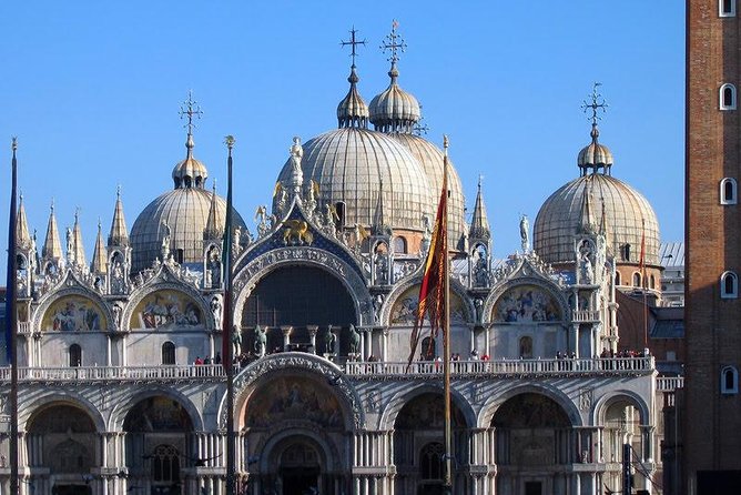 Live Guided Tour: Golden Basilica, Doges Palace & Gondola Ride - Important Information
