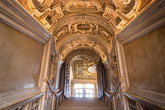 Live Guided Tour: Golden Basilica, Doges Palace & Gondola Ride - Cancellation Policy