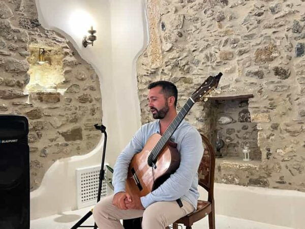 Live Guitar Perform. in the 15TH Century Archibishop Pallace - Accessibility and Directions