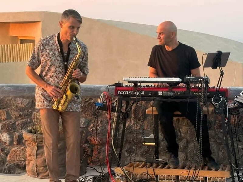 Live Music Dinner with Sunset and Caldera Views - Good To Know