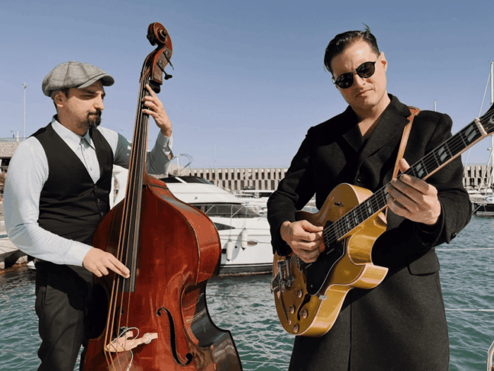 Live Music & Sunset Wooden Boat in Barcelona - Frequently Asked Questions