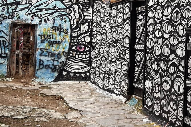 Live Online Experience: Discover the Heart and the Soul of Athens - Entertaining Commentary and Local Tips