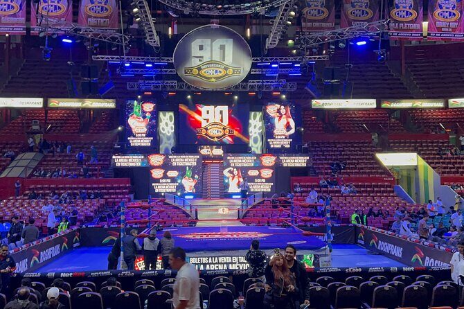 Live Wrestling from the Best Area of the Arena Mexico - Good To Know