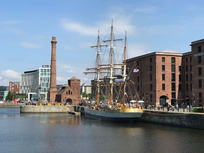 Liverpool: 1-Hour Guided Tour along the Waterfront - Good To Know