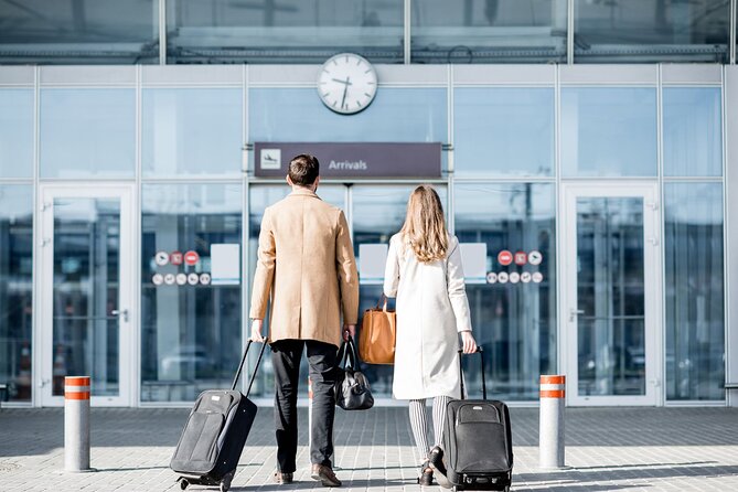 Liverpool Airport Transfer 1 to 10 Passengers One Way Transfer - Transfer Details