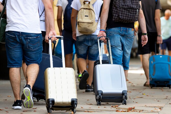 Liverpool Airport Transfer 1 to 10 Passengers One Way Transfer - Pricing Details