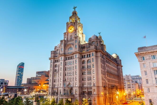 Liverpool: First Discovery Walk and Reading Walking Tour - Full Description