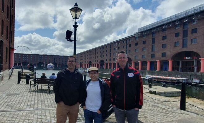 Liverpool: Guided City Walking Tour - Live Tour Guide and Accessibility
