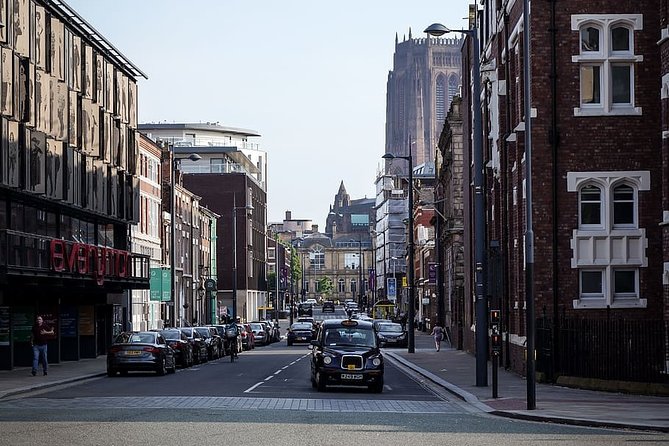 Liverpool Imperial Tour - Emblematic Buildings to Explore