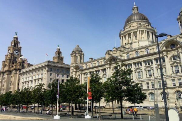 Liverpool: Self-Guided City Sightseeing Treasure Hunt - The Sum Up