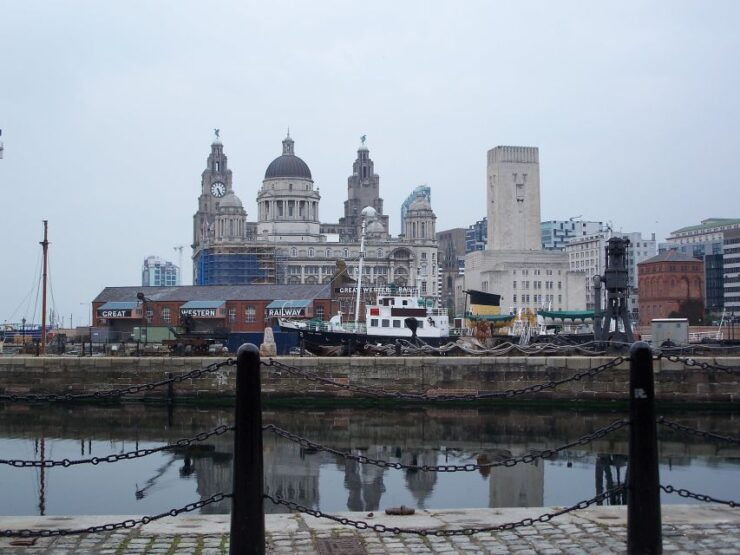 Liverpool: Self-Guided Tour of Pubs and Fab Four Landmarks - Discover Beatles Landmarks