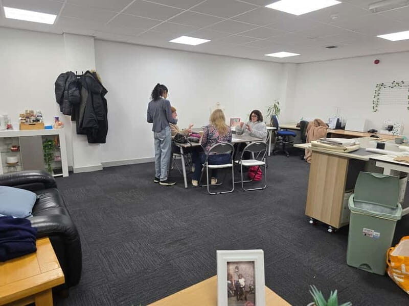 Liverpool: Sewing Machine Workshop with Tea and Cake - An Authentic Look at the Workshop Experience