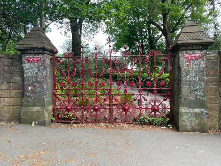 Liverpool: Ultimate Private 5 Hour Suburbs Walking Tour - Key Highlights