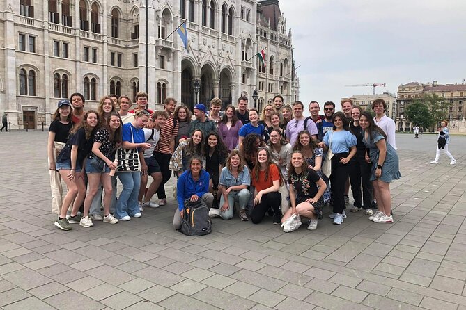 Lives of Hungarians Under Communist and Capitalist System - Transition to Capitalism in Hungary