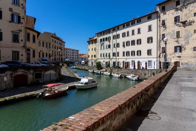 Livorno Photo Tour in English - Exploring Livorno with a Camera: An Unfiltered Photo Tour Experience