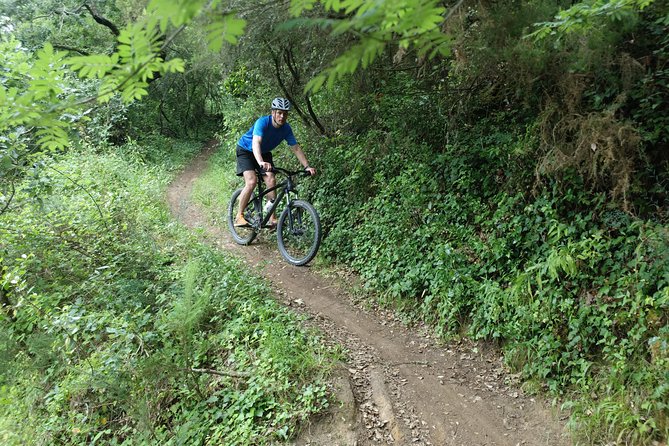 Lizandro Trails - Mountain Biking - Equipment Provided