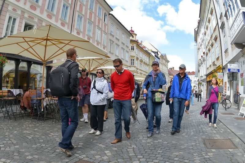 Ljubljana, City Center, and Castle 2-Hour Tour - Town Hall and the Robba Fountain