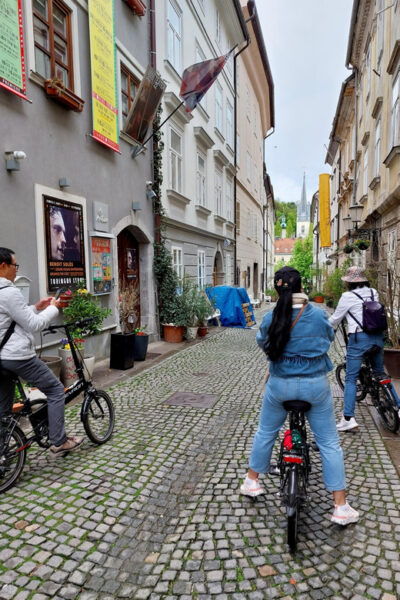 Ljubljana Sightseeing Tour by E-bikes - Cycling Through Historic Ljubljana