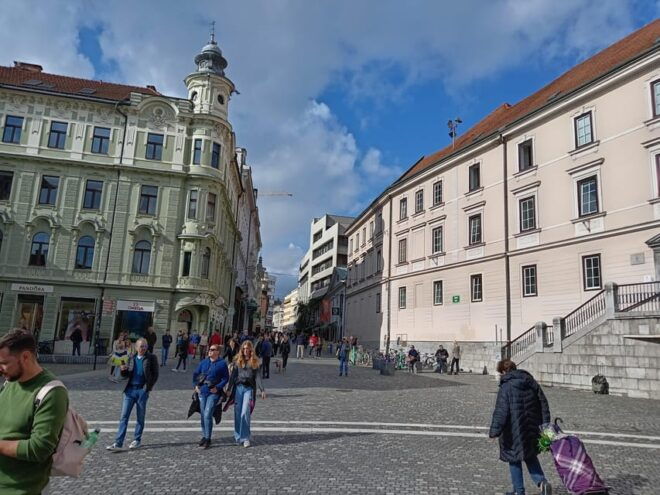 LJUBLJANA - TIVOLI PARK AND WONDERFUL MARKET - Guide Information