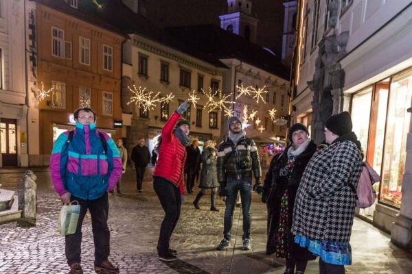 Ljubljana: Tour of the Festive Decorations - Embrace the Festive Atmosphere