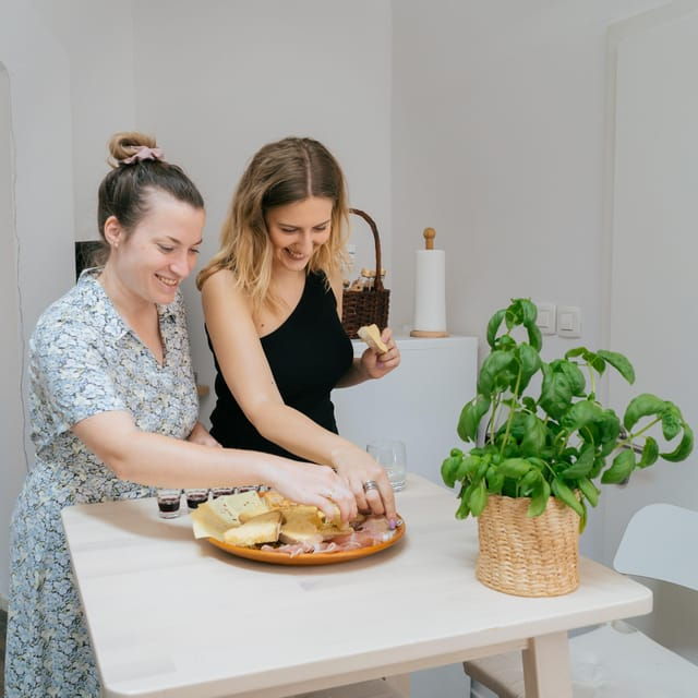 Ljubljana: Traditional Slovenian trukelj Cooking Class - Practical Details