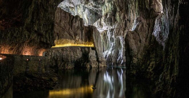 Ljubljana: UNESCO-Listed Škocjan Caves and Piran Day Trip - Included Services