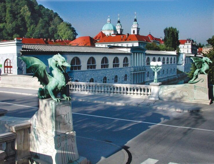 Ljubljana Walking Tour With an Art Historian & Tour Guide - Activity Details