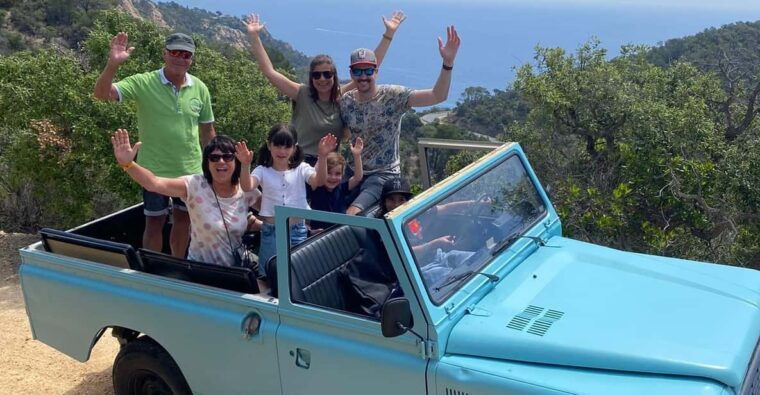 Lloret De Mar: Guided Sightseeing Tour in a 4x4 Vehicle - Vintage Land Rover Santana: A Unique Mode of Transportation