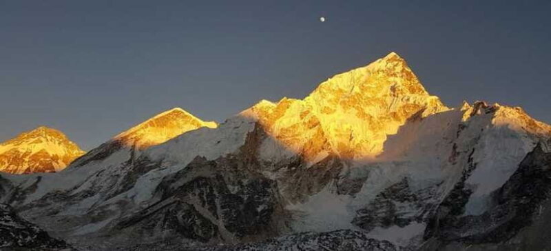 Lobuche Peak Climbing 2025/2026 - What the Tour Includes and Excludes
