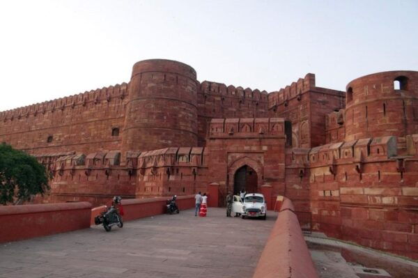 Local Agra Same Day Tour With Guide - Tour Inclusions