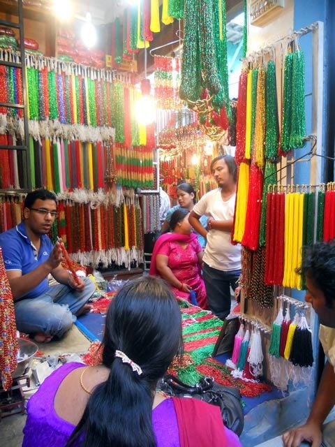 Local Bazaar Walking Tour in Kathmandu - Experience Highlights