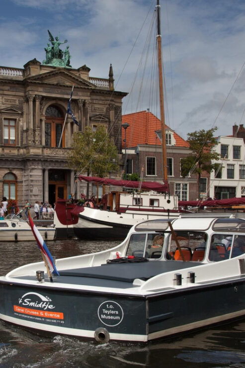 Local Cheese and Wine Cruise Through Haarlem - Cruise Highlights